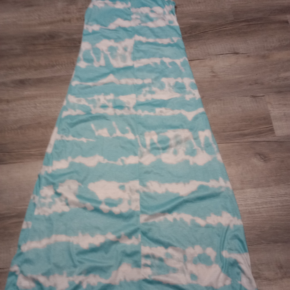 Small maxi - Picture 3 of 4